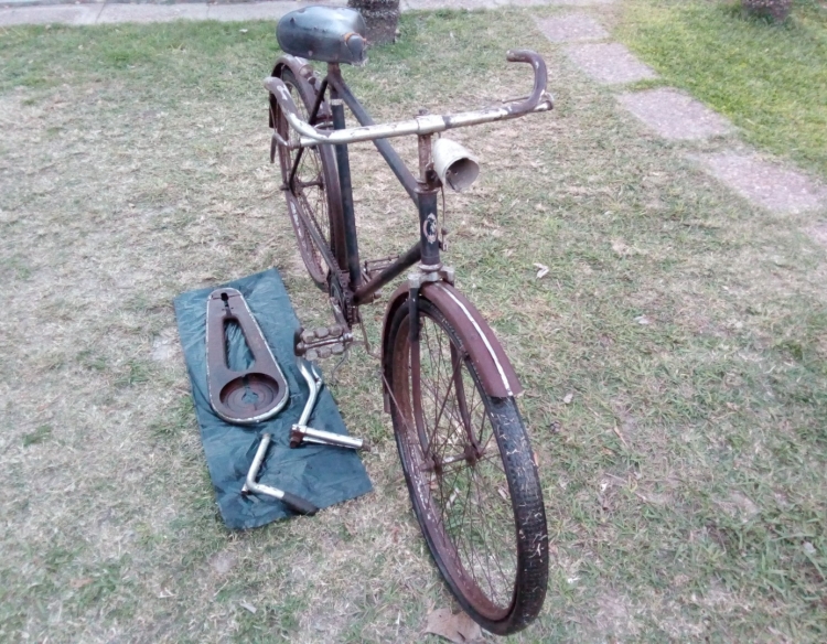 Bicicleta Legnano "retro", para restaurar.