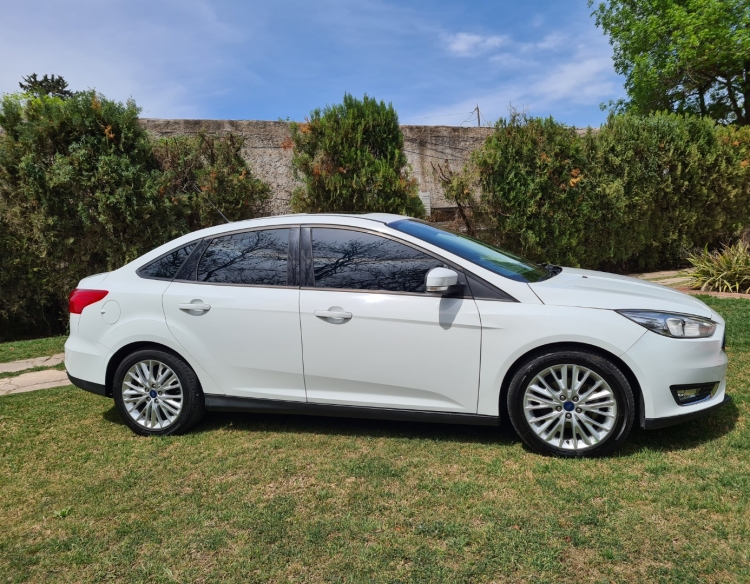 FOCUS III SE PLUS