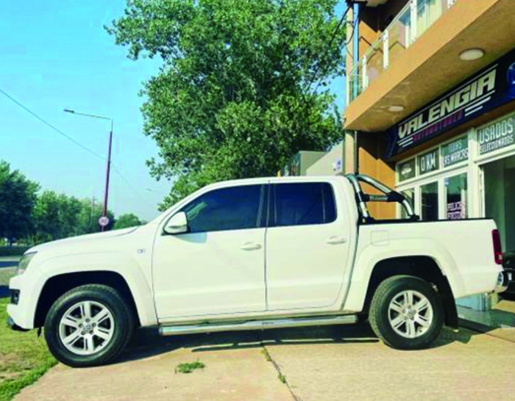 VENDIDA / Volkswagen Amarok 2.0 TD