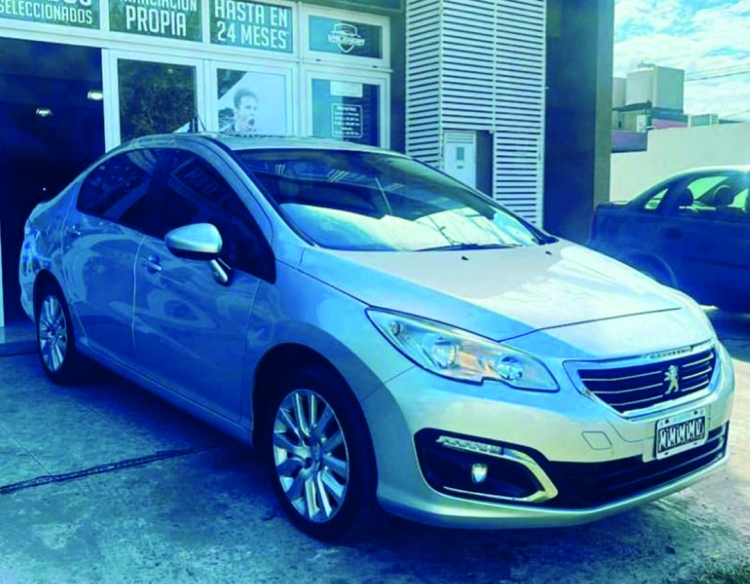 VENDIDO / Peugeot 408 1.6 THP Allure