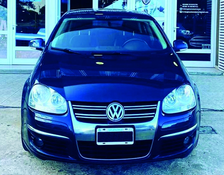 Volkswagen Vento 2.5 Advance