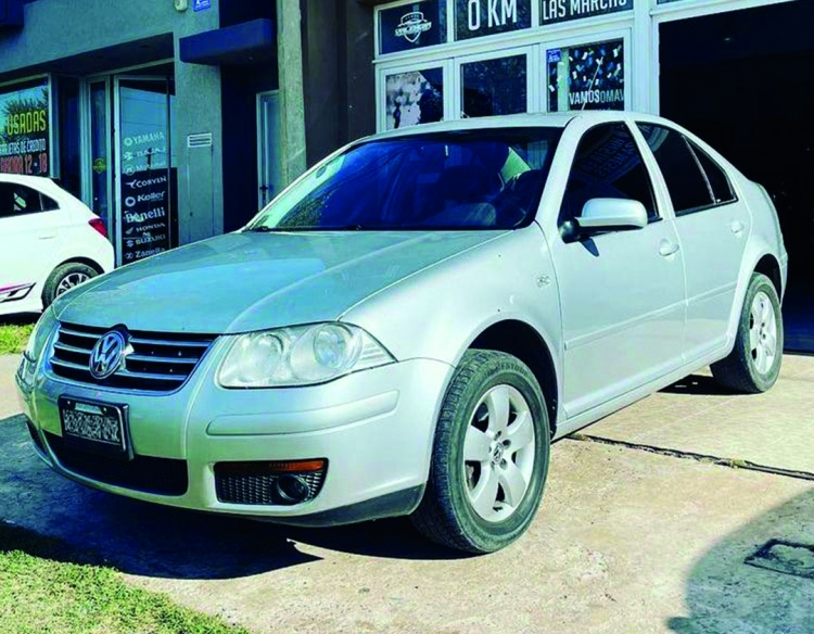 Volkswagen Bora 2.0 Trendline (PRECIO: CONSULTAR)