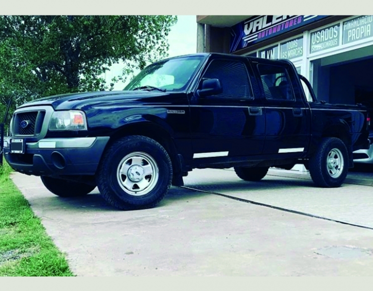 Ford Ranger 3.0 XL Plus 4*2 (PRECIO: CONSULTAR)