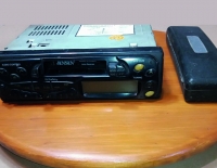 Autoestereo "Jensen" con frente desmontable