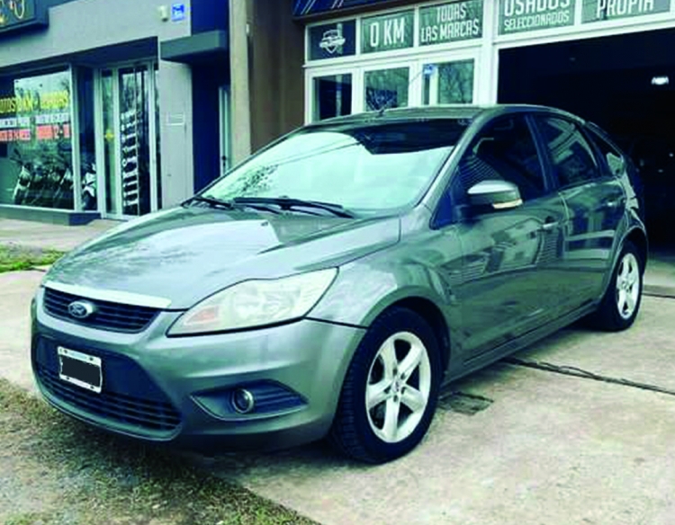 VENDIDO / Ford Focus 1.8 TDCI Trend