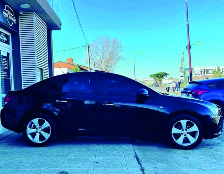 Chevrolet Cruze 1.8 LTZ