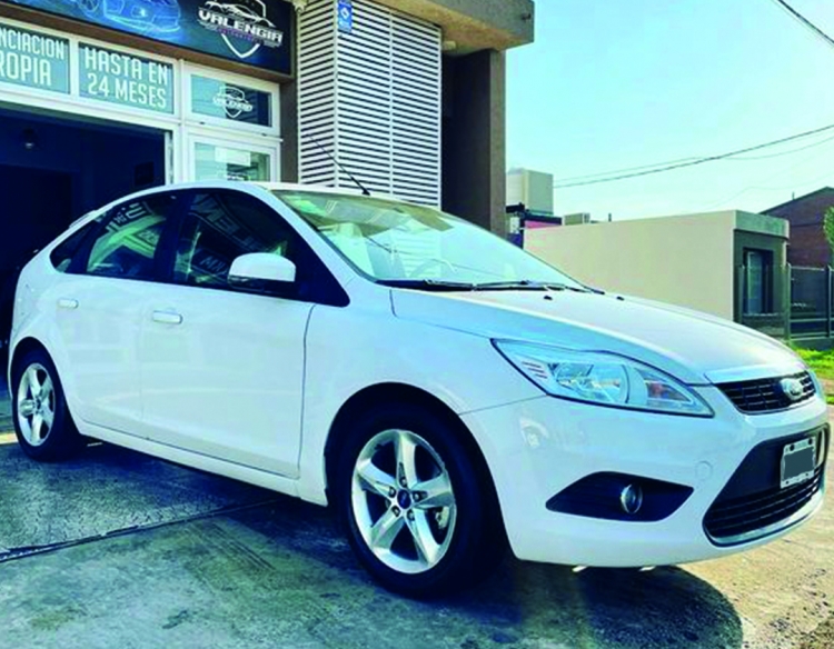 VENDIDO / Ford Focus 1.6 Trend