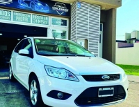 VENDIDO / Ford Focus 1.6 Trend