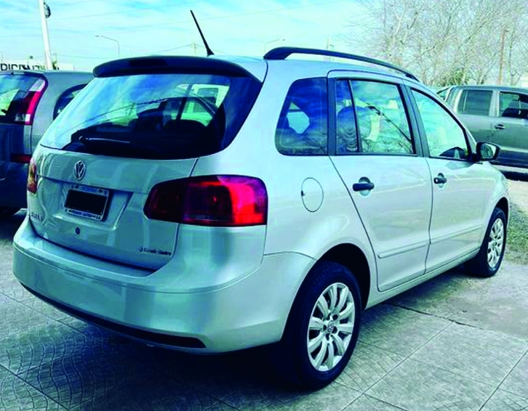 Volkswagen Suran 1.6 Confort