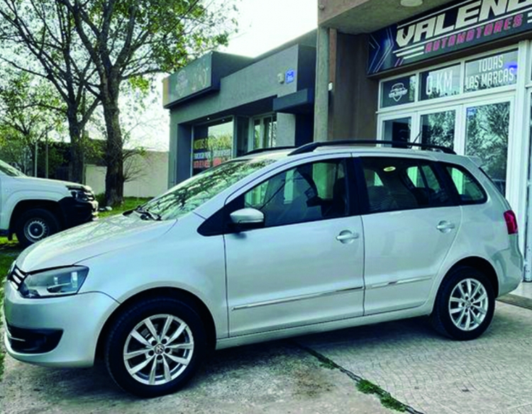 Volkswagen Suran 1.6 Highline i Motion