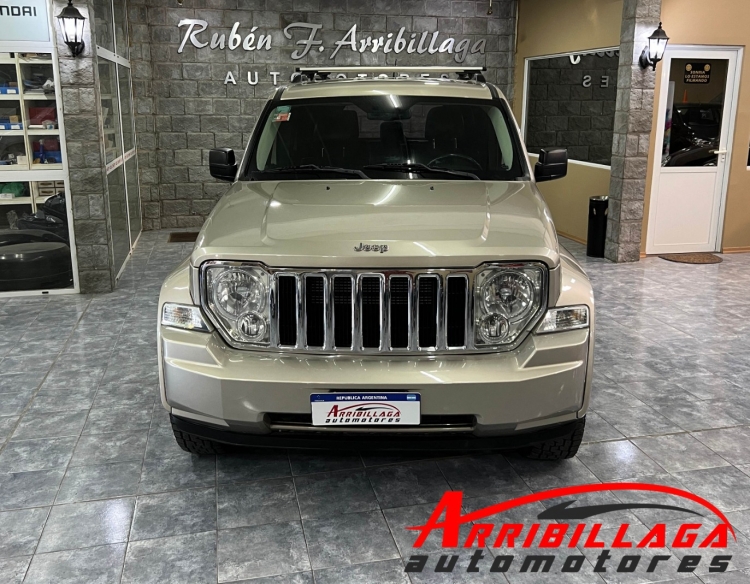 Jeep Cherokee Limited 4x4 AT 3.8 Nafta V6 2011 Necochea