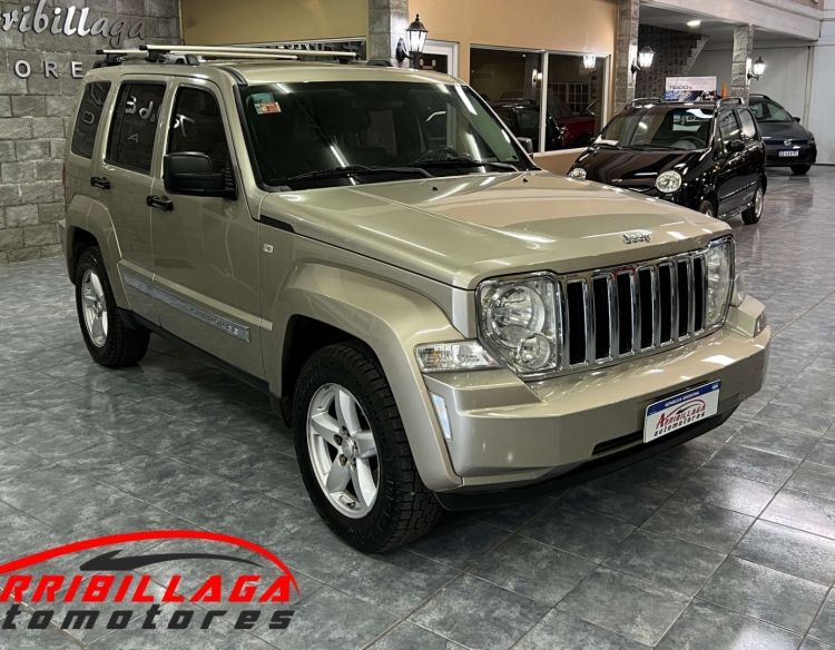 Jeep Cherokee Limited 4x4 AT 3.8 Nafta V6 2011 Necochea