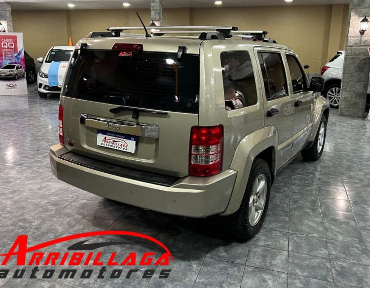 Jeep Cherokee Limited 4x4 AT 3.8 Nafta V6 2011 Necochea