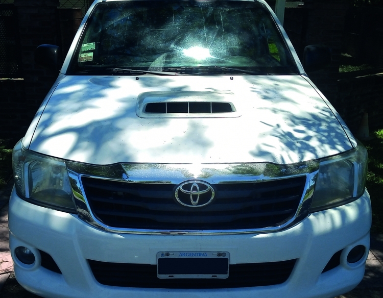 VENDIDA / Toyota Hilux DX 2.5