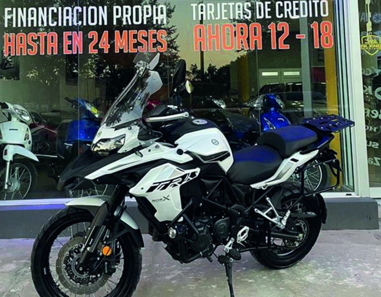 Benelli TRK 502X