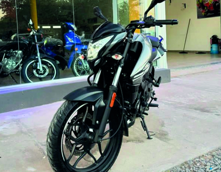 Bajaj Rouser NS200