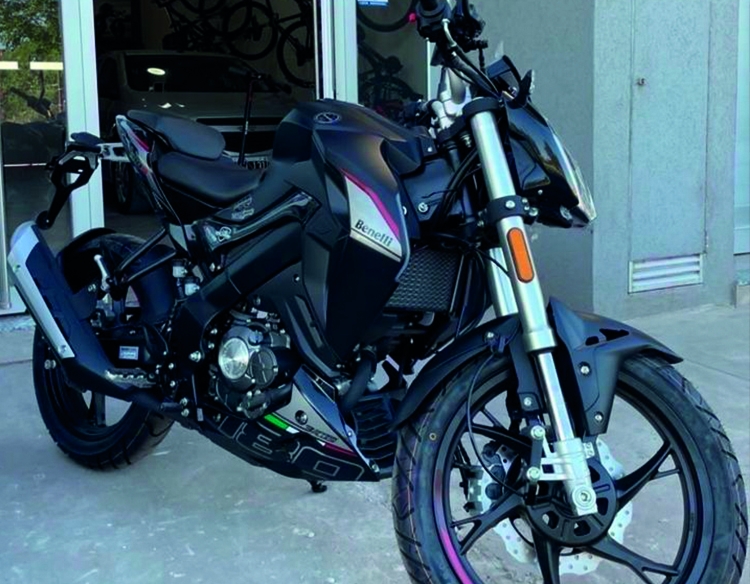 VENDIDA / Benelli 180S