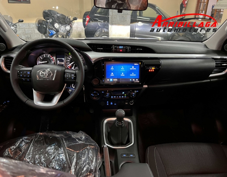 Toyota Hilux SRV 4X4 MT6 2.8 TDI DC 2024 0Km Necochea