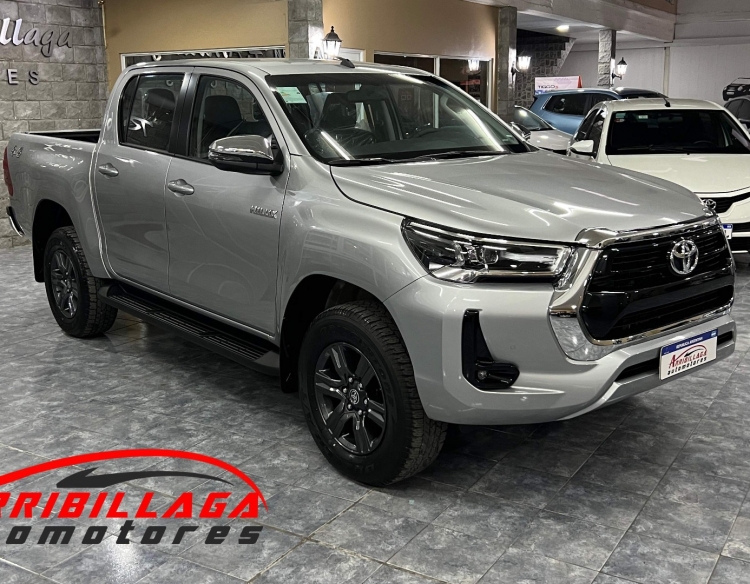 Toyota Hilux SRV 4X4 AT 2.8 TDI DC 2025 0Km Necochea