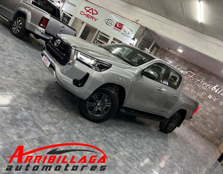 Toyota Hilux SRV 4X4 AT 2.8 TDI DC 2025 0Km Necochea