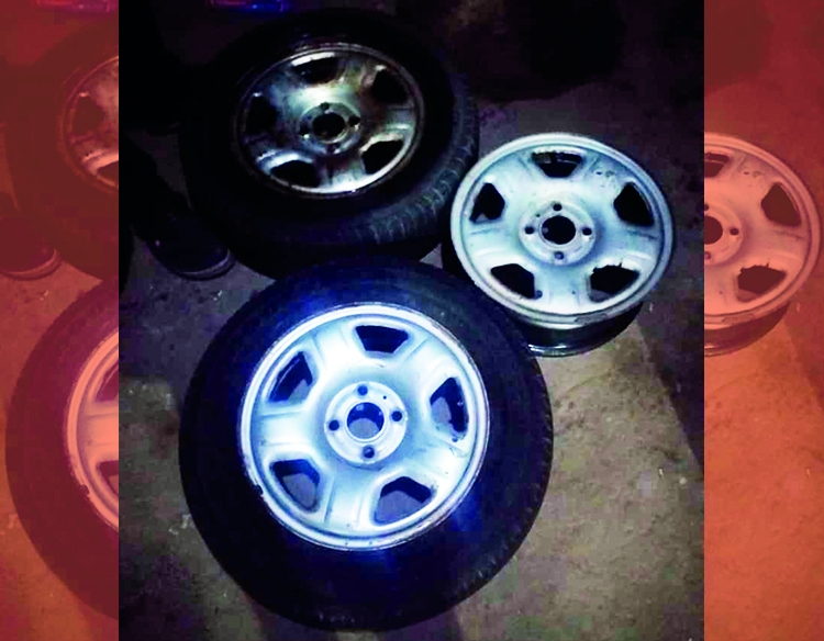 Llantas con cubiertas 205/65/R15