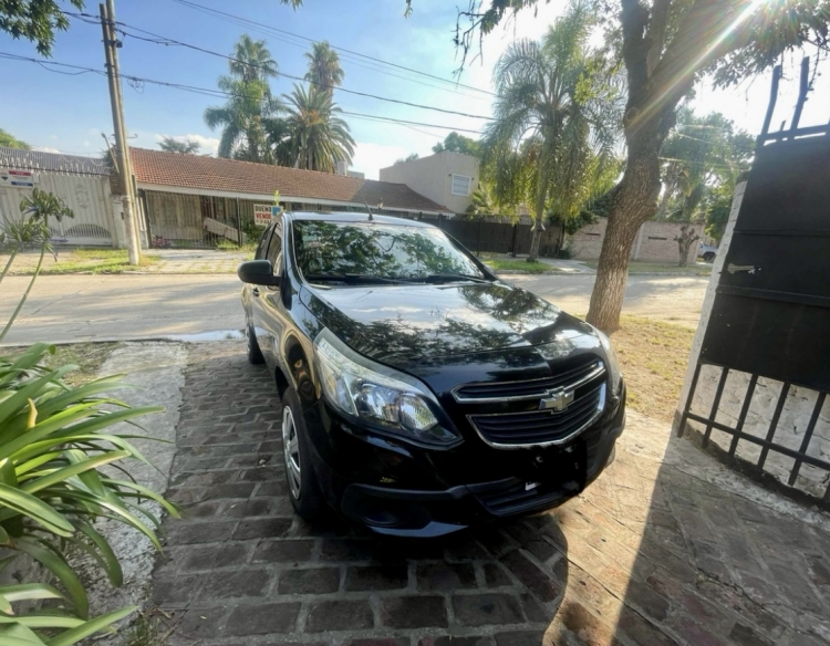 Chevrolet Agile 1.4 LS AA y DA - 2013