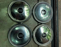 4 Tazas para llantas de Fiat 1500
