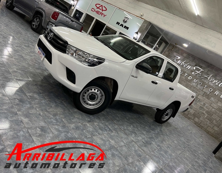 Toyota Hilux DX 4X4 MT6 2.4 TDI DC 2025 0Km Necochea
