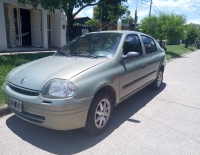 Renault Clío cola larga