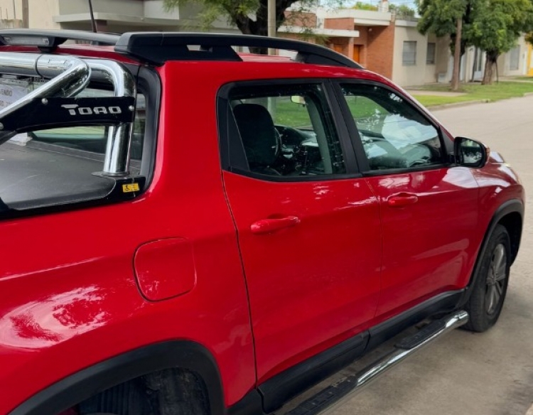 FIAT TORO 1.8