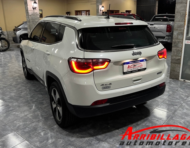Jeep Compass Longitude 4x4 AT9 2.4 Nafta 2018 Necochea