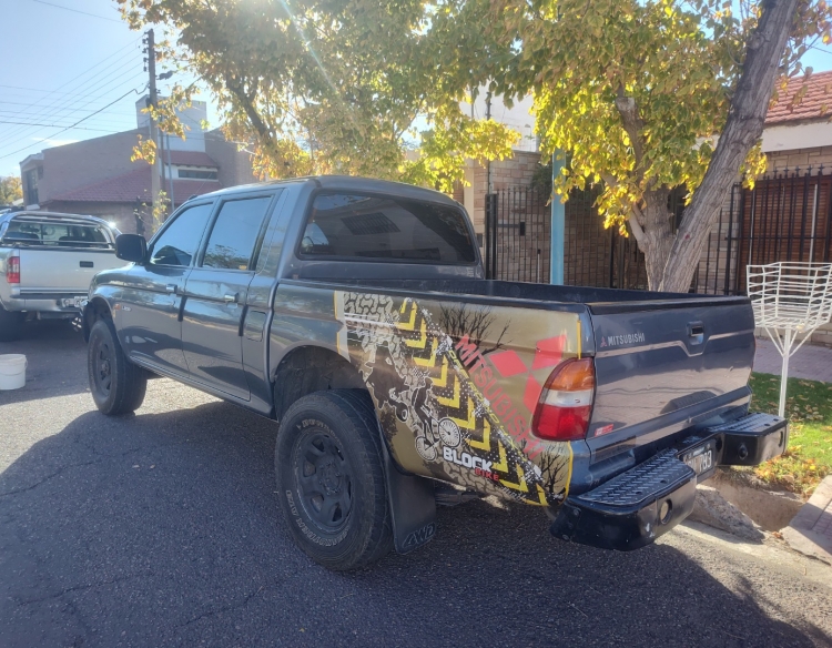 Vendo Mitsubishi 2001