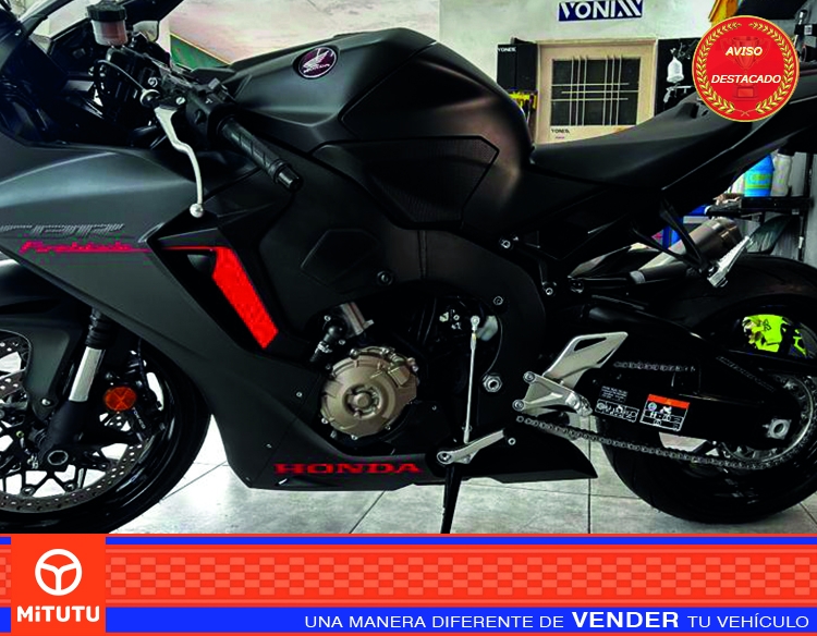 Honda CBR 1000RR (25th aniversario)