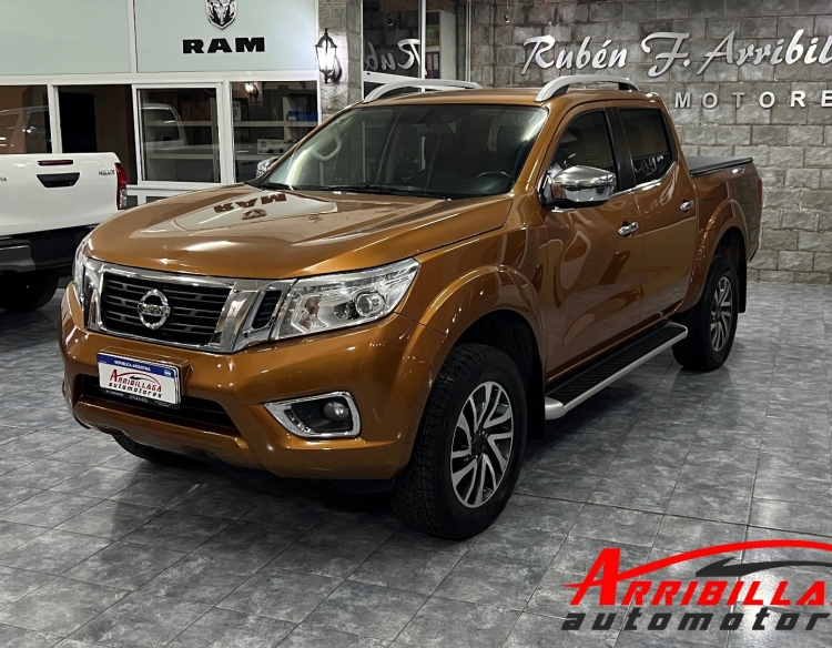 Nissan NP300 Frontier LE 4X4 MT6 DC 2.3 2018 Necochea