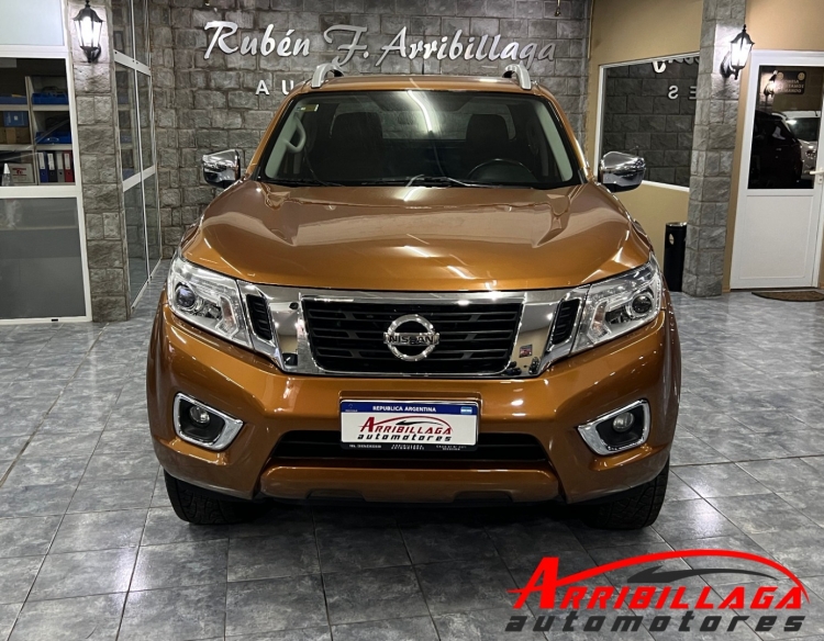 Nissan NP300 Frontier LE 4X4 MT6 DC 2.3 2018 Necochea