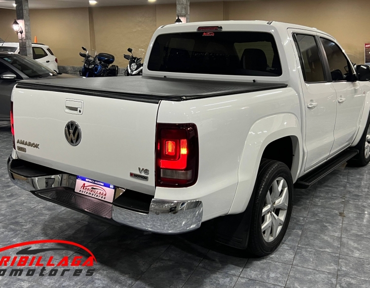 Vendida Volkswagen Amarok Highline V6 3.0 258Cv 4x4 AT DC 2020 Necochea
