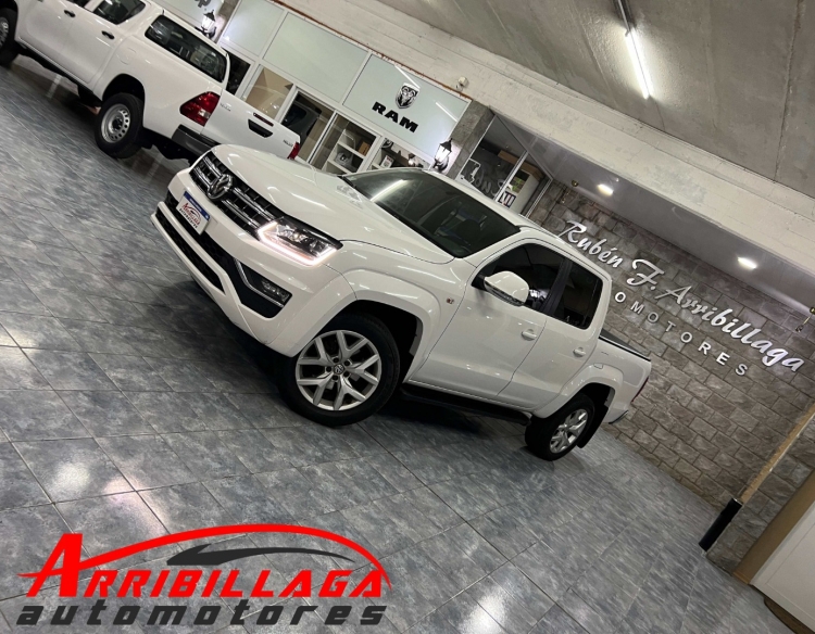 Vendida Volkswagen Amarok Highline V6 3.0 258Cv 4x4 AT DC 2020 Necochea