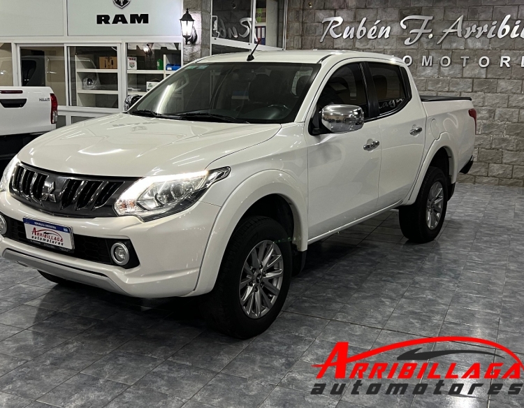 Mitsubishi L200 Sportero 4x4 AT 2.4 DI-D 2017 Necochea