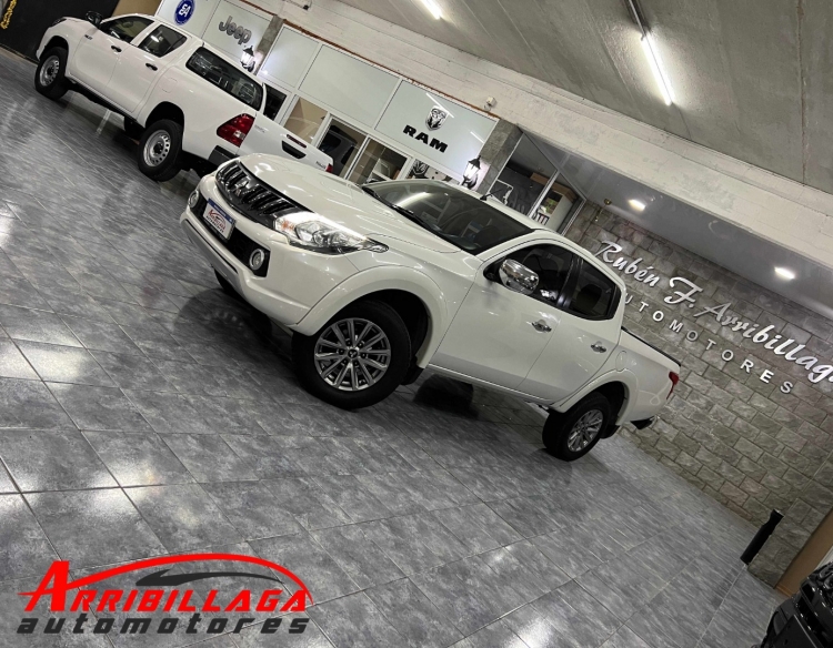 Mitsubishi L200 Sportero 4x4 AT 2.4 DI-D 2017 Necochea