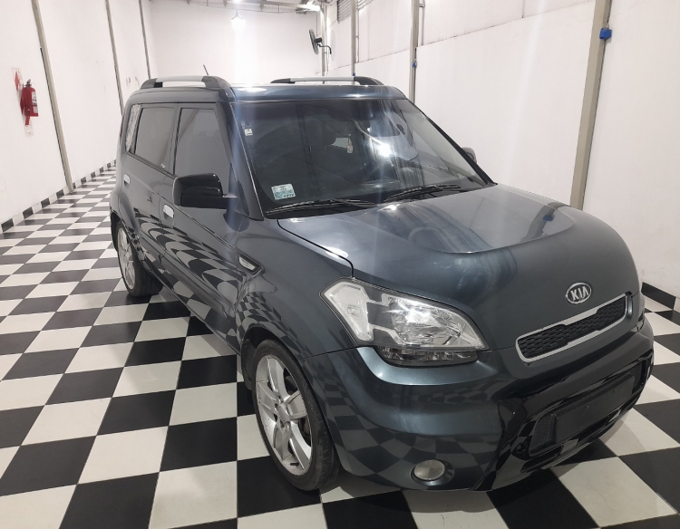 KIA SOUL FULL 2010