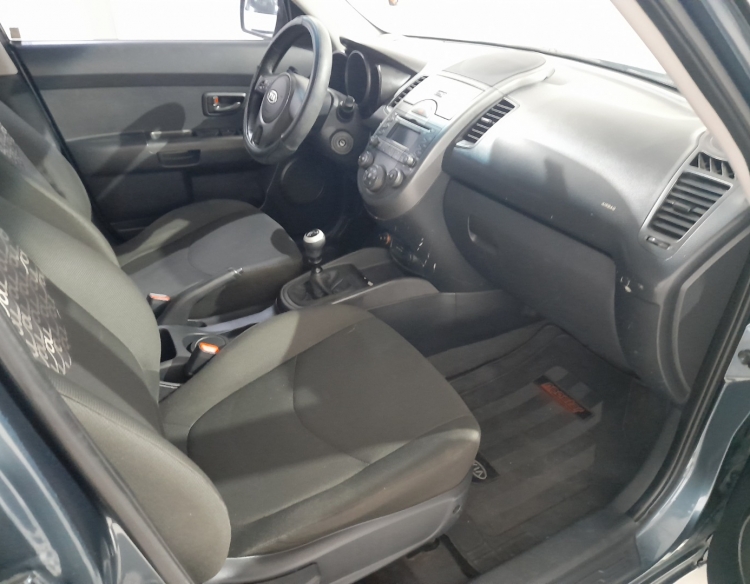 KIA SOUL FULL 2010