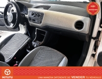 Volkswagen UP Move