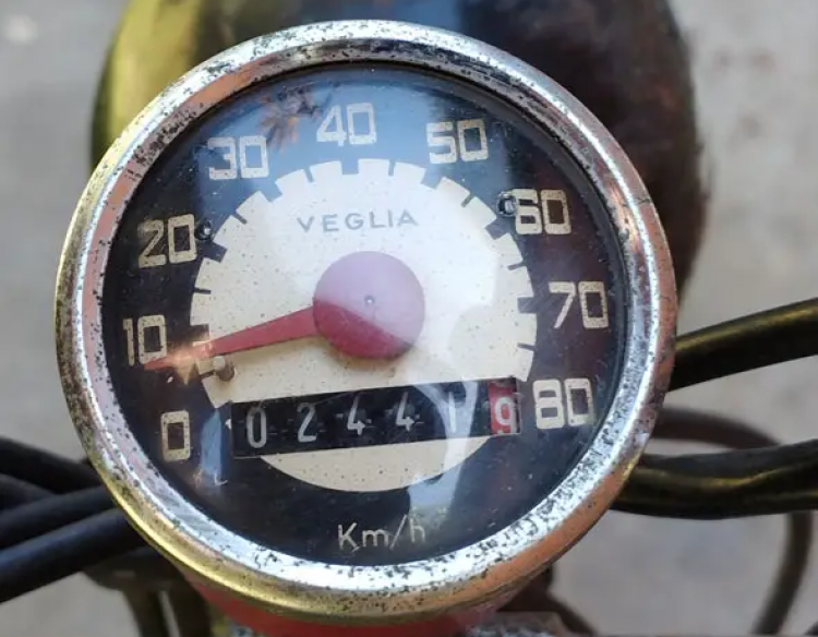 GUZZI TROTTER UNICA DE COLECCION TOTALMENTE ORIGINAL IDEAL PARA RESTAURAR UNICA TRAIDA DE ITALIA