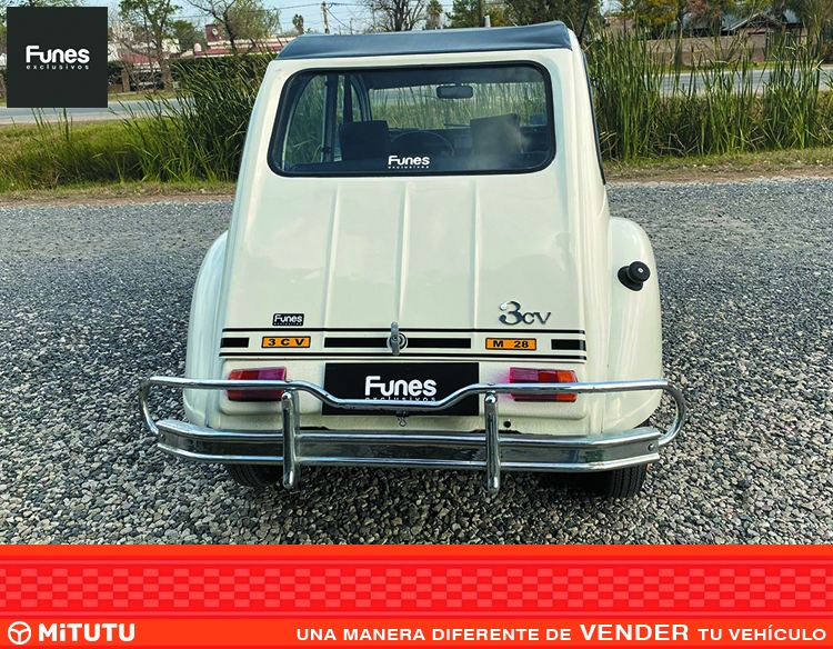Citroën 3CV M28