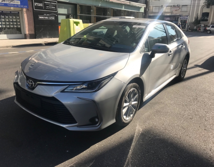 Corolla XEi 1,8 Hibrido eCVT 0km Entrega Inmediata a Retirar de Concesionario Oficial