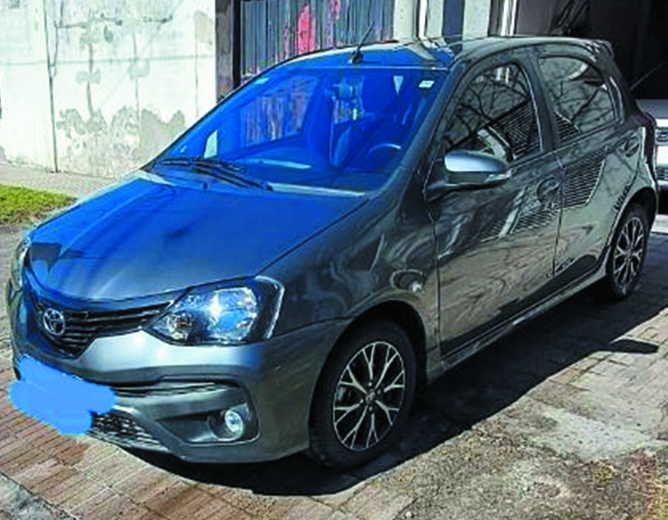 Toyota Etios XLS 1.5 At.