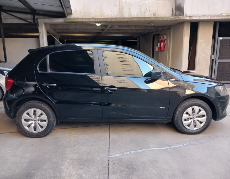 ¡Vendo Volkswagen Gol Trend Pack I – 2014!