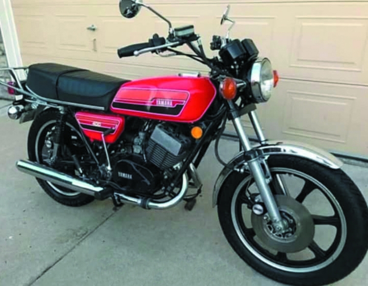 Yamaha RD400