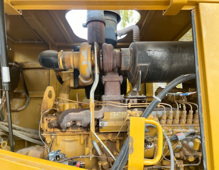 CARGADORA FRONTAL SEM 650B