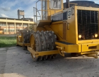 COMPACTADOR CATERPILLAR – 825C